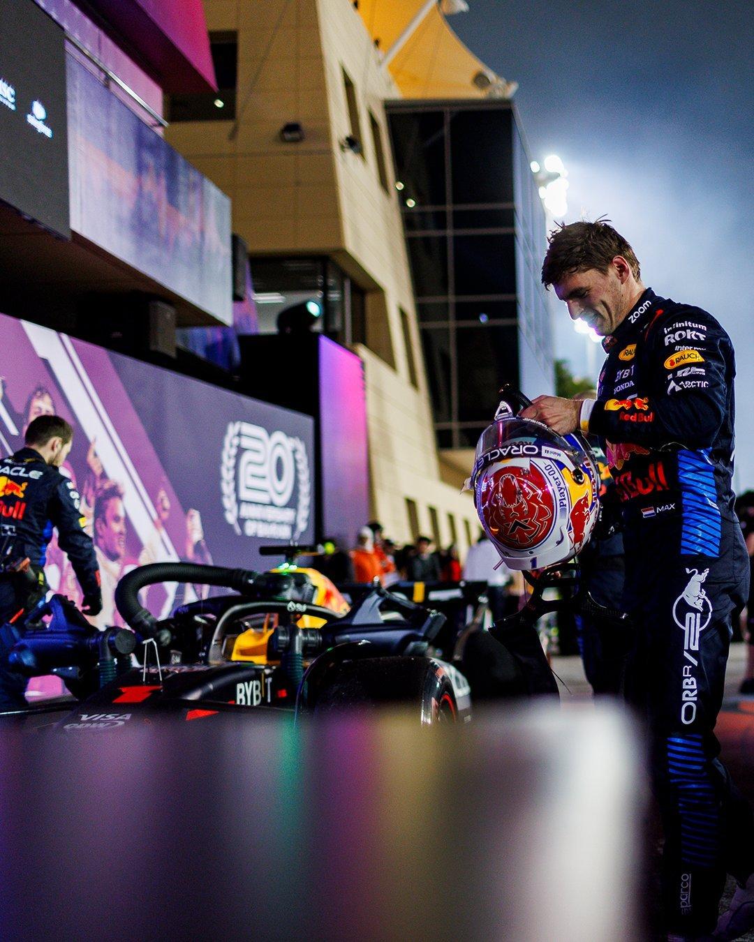 阿斯顿马丁逆转红牛车队，汉密尔顿点燃赛场