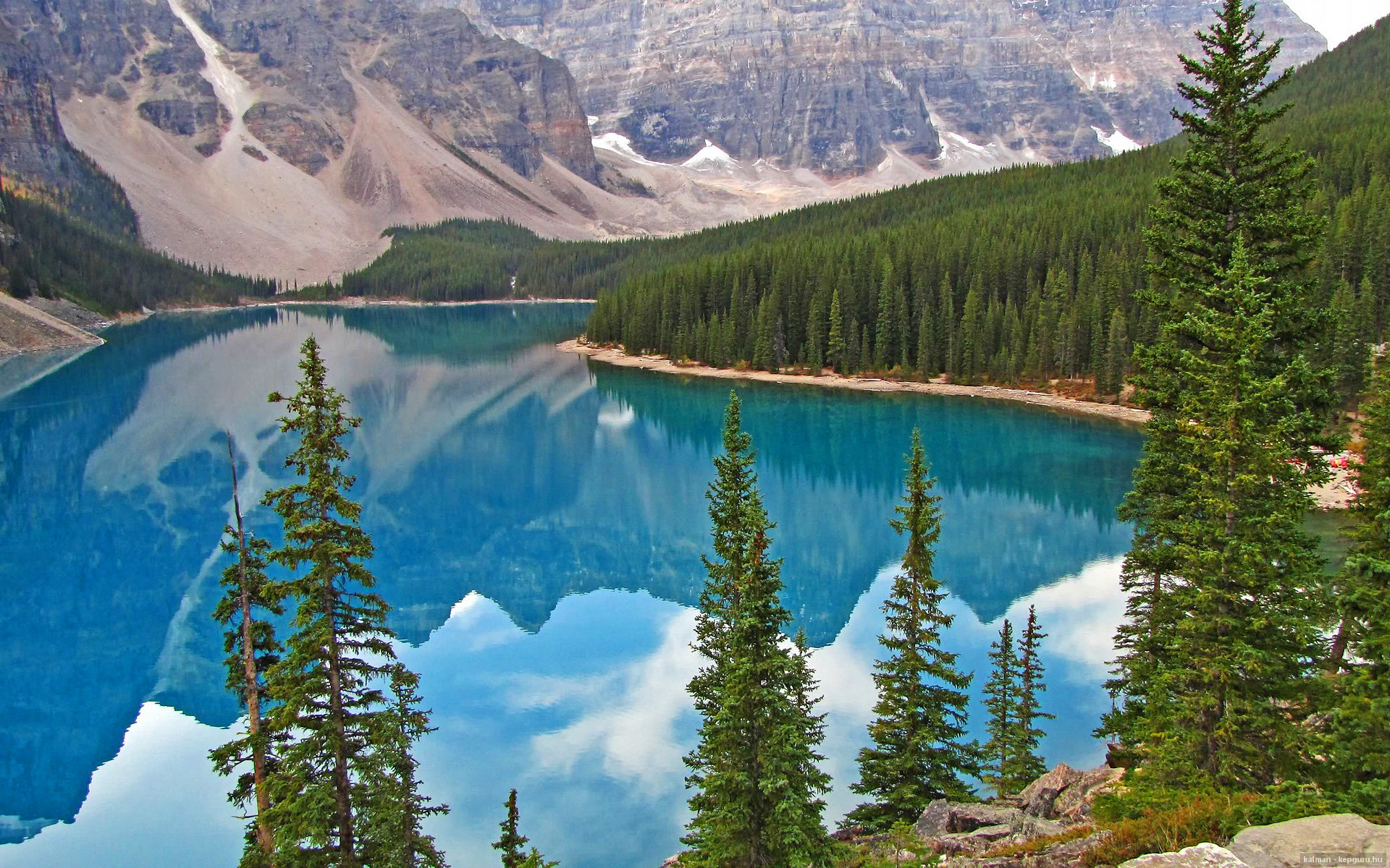 绿茵王权，半决赛夜，新王以统治级表现锁定温布利之门