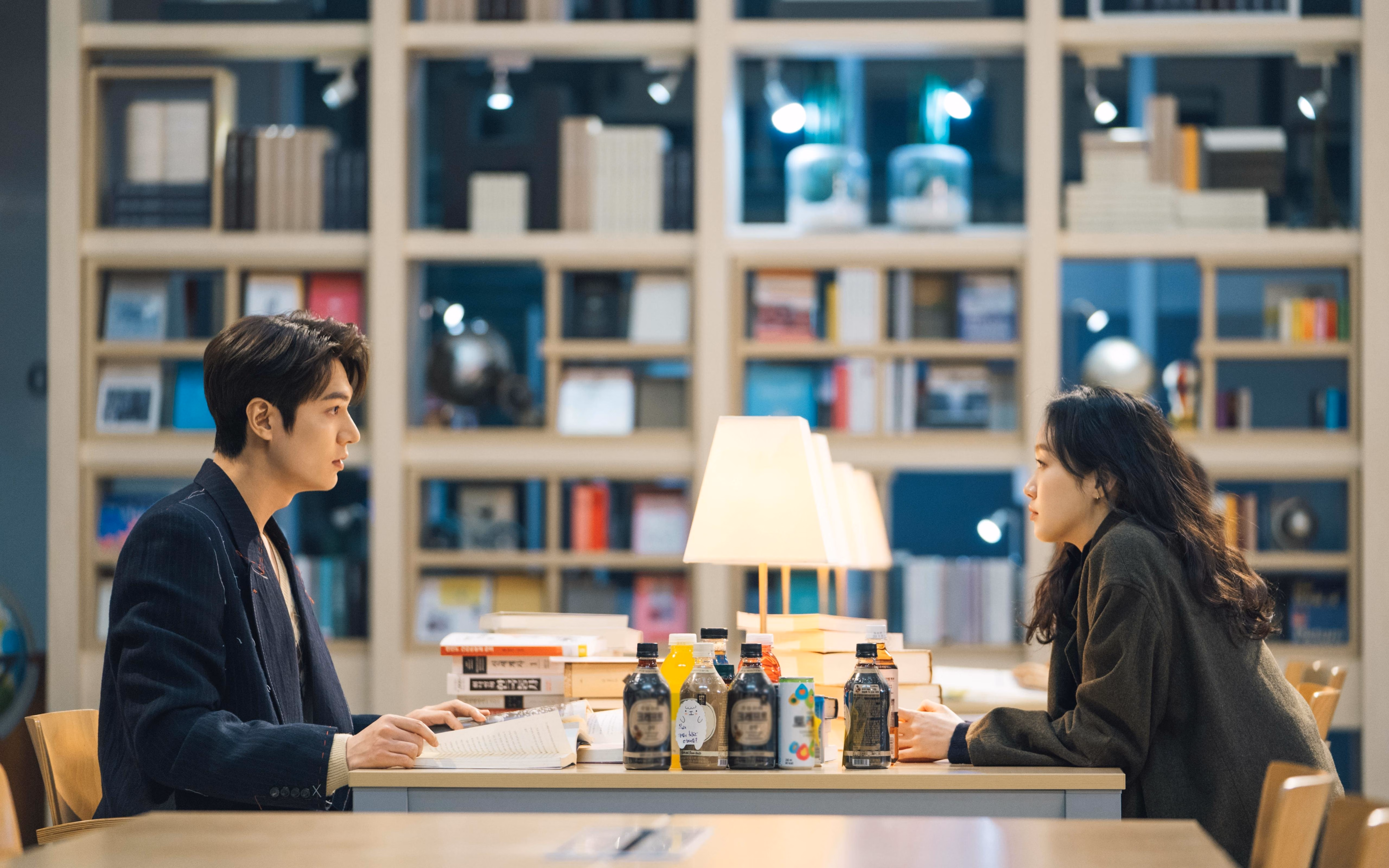 教科书防线!富安健洋一战封神,用亚洲智慧冻结澳大利亚的空袭