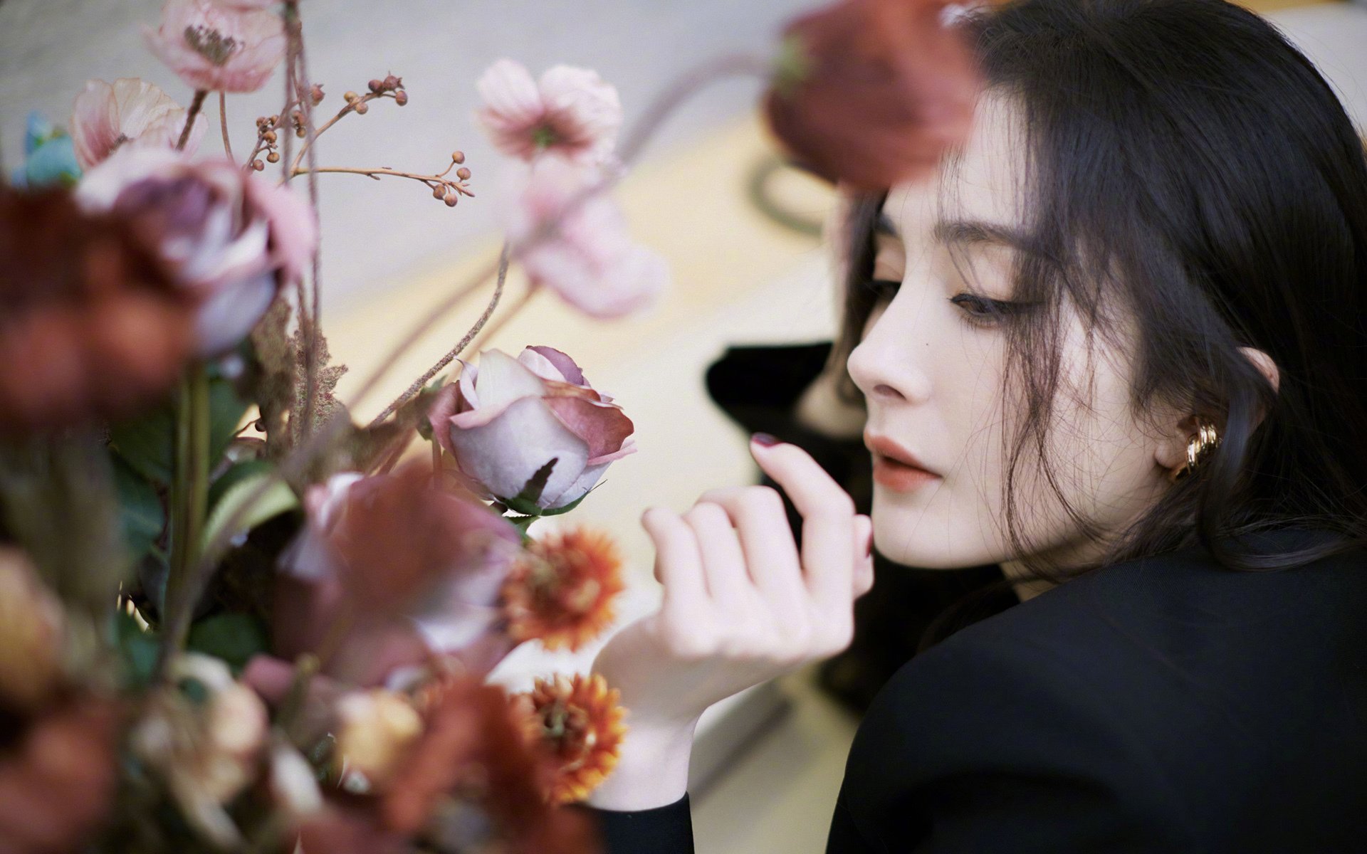 铁血与荣耀，2026世界杯E组强强对话，波兰完胜泰国，迪亚斯用意志点燃全场